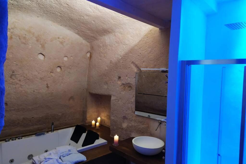 Fornaci 46 Sassi Con Idromassaggio Villa Matera Kültér fotó
