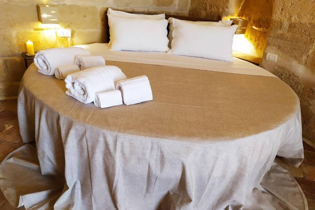 Fornaci 46 Sassi Con Idromassaggio Villa Matera Kültér fotó