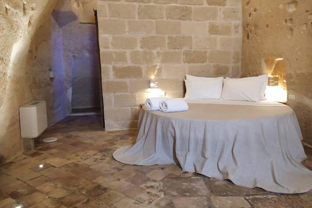 Fornaci 46 Sassi Con Idromassaggio Villa Matera Kültér fotó